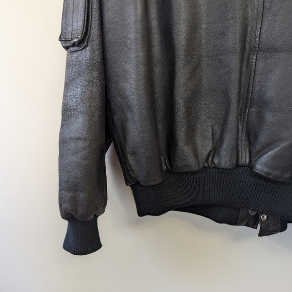 Vintage Distressed Black Leather Bomber Jacket Airborne Aviator - Picture 11 of 17